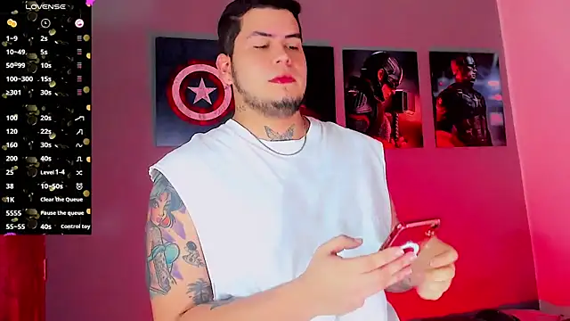 Snapshot of Thomas_chubbyxhot chatting on March 9, 2025, 5:06 pm Thomas chubbyxhot online show from March 9, 2025, 5:06 pm