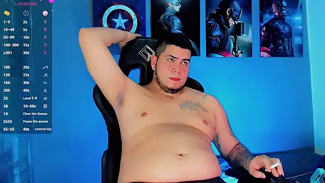 Snapshot of Thomas_chubbyxhot chatting on March 20, 2025, 12:53 pm Thomas chubbyxhot online show from March 20, 2025, 12:53 pm