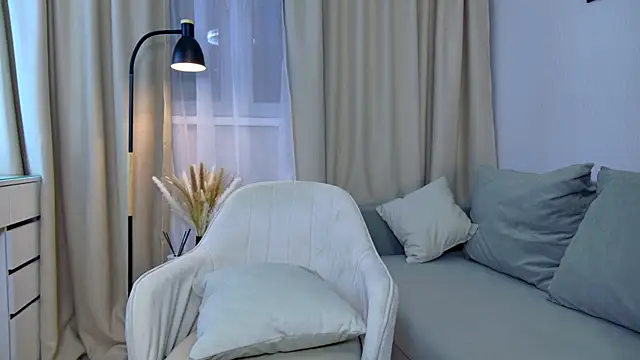 Snapshot of KylieLips chatting on March 17, 2026, 6:00 pm KylieLips online show from March 17, 2026, 6:00 pm