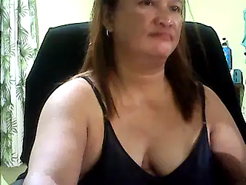 hott scarlett online show from December 15, 2024, 9:24 am