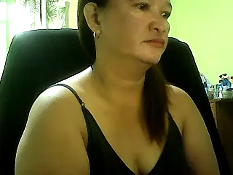 hott scarlett online show from February 17, 2025, 11:09 pm