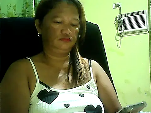 hott scarlett online show from December 17, 2025, 9:32 pm