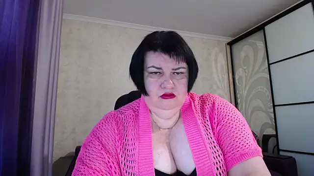 JuicyLady Di online show from October 24, 2025, 4:42 am