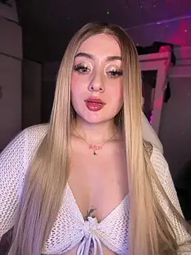 Sam Thompsoon  online show from April 9, 2026, 2:44 am