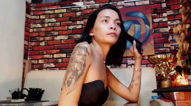 juicyCOCKeva online show from December 20, 2024, 5:04 am