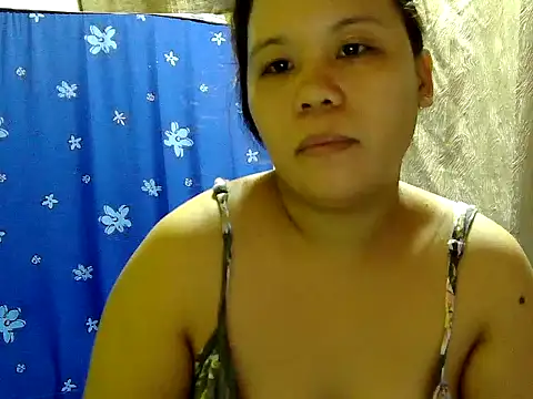 Snapshot of hotcastlexxx chatting on June 7, 2026, 8:51 am hotcastlexxx online show from June 7, 2026, 8:51 am