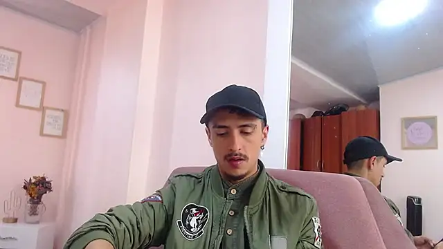 ryan maxy online show from February 6, 2025, 1:32 pm