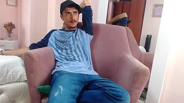 ryan maxy online show from February 7, 2025, 7:38 pm