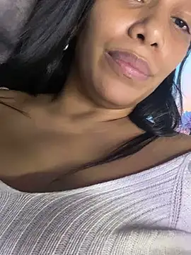 ArielleMillerr online show from January 14, 2025, 8:04 pm