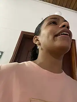 ArielleMillerr online show from January 18, 2025, 6:21 pm