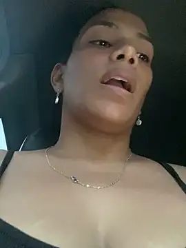 ArielleMillerr online show from February 21, 2025, 5:53 pm