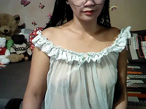 Snapshot of Mia_Rein chatting on July 11, 2026, 2:47 am Mia Rein online show from July 11, 2026, 2:47 am