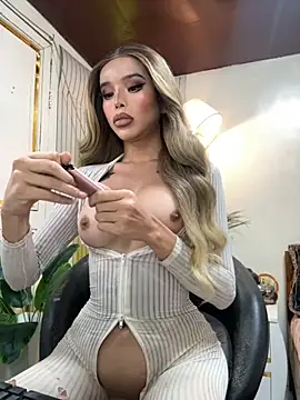 Elizabeth Arden online show from November 6, 2025, 2:12 am