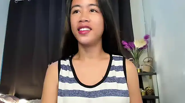 Snapshot of Emma_Jones88 chatting on January 29, 2025, 4:15 am Emma Jones88 online show from January 29, 2025, 4:15 am