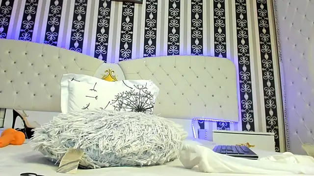 Aidasina online show from February 7, 2025, 2:19 am