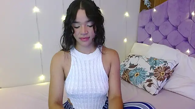 kiarablue online show from January 13, 2025, 1:45 am