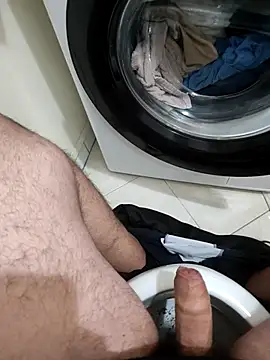 alex899927 online show from February 3, 2026, 3:28 pm