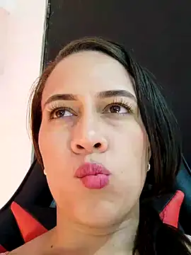 Nanybaker95 online show from December 18, 2024, 1:15 am