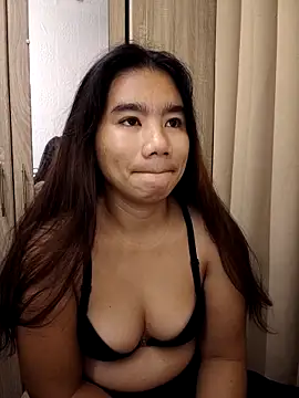 Snapshot of Kissy07 chatting on September 13, 2025, 9:14 pm Kissy07 online show from September 13, 2025, 9:14 pm