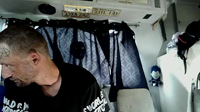 goodick4u28 online show from May 24, 2026, 1:27 pm