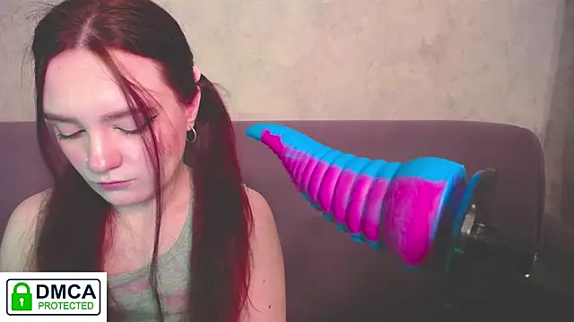 Alyssa   Scarlet online show from November 20, 2025, 3:39 am