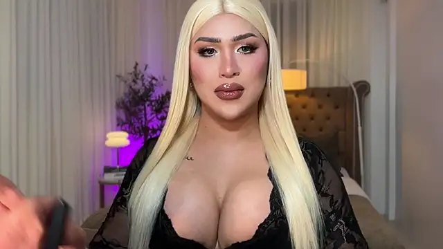 Your Majesty Tyra online show from October 2, 2025, 4:41 am