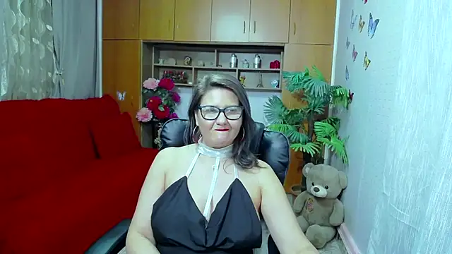 LucilleFenlys online show from December 6, 2024, 4:14 am