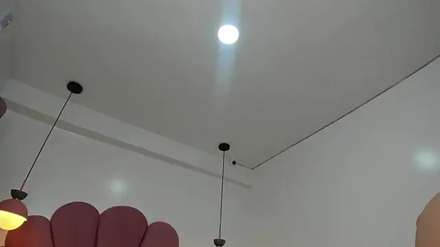 dayra angels online show from December 18, 2024, 5:21 pm