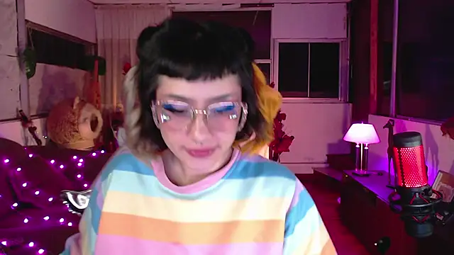 Aquamarinebubble online show from March 20, 2025, 4:51 am