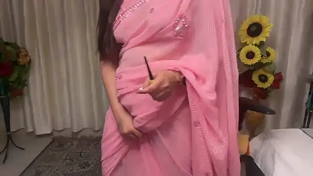 mahimagicdoll DESI online show from February 15, 2025, 10:00 am