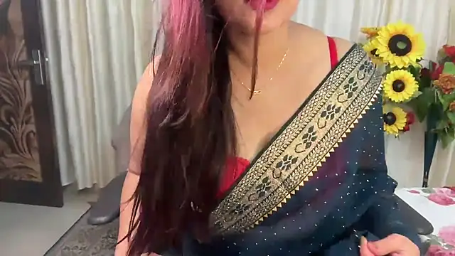mahimagicdoll DESI online show from March 17, 2025, 3:47 am