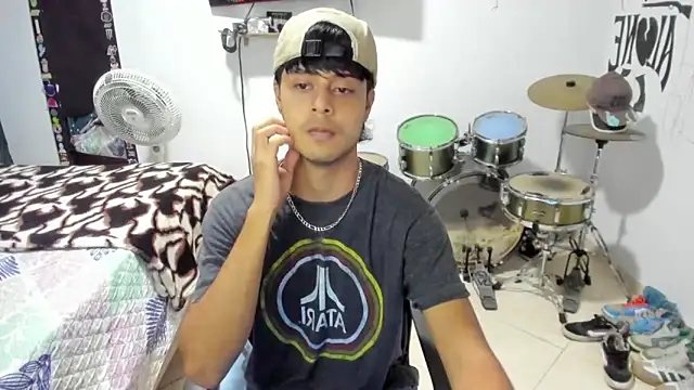 Zack falcon online show from October 28, 2025, 3:43 am