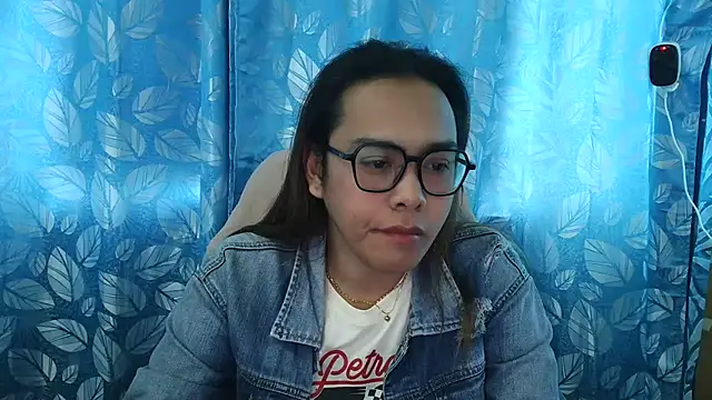 Your PrettyGirlxxx online show from October 22, 2025, 2:23 am