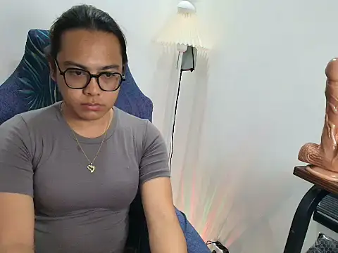 Snapshot of Your_PrettyGirlxxx chatting on May 26, 2026, 7:59 am Your PrettyGirlxxx online show from May 26, 2026, 7:59 am