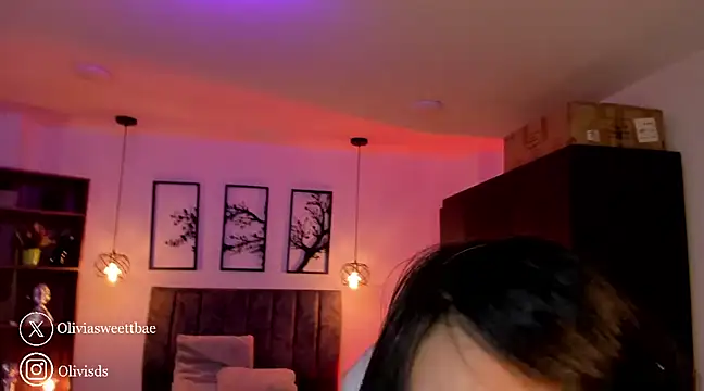 Olivia ds online show from February 1, 2025, 4:24 am