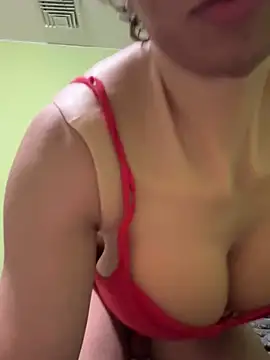 cdwaifu69 online show from March 18, 2025, 6:57 am