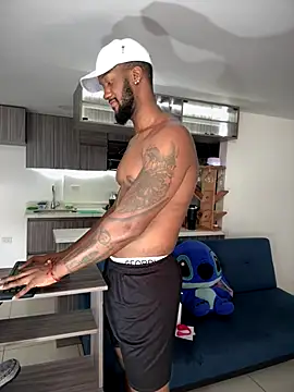 blackdrey18 online show from September 9, 2025, 2:16 pm