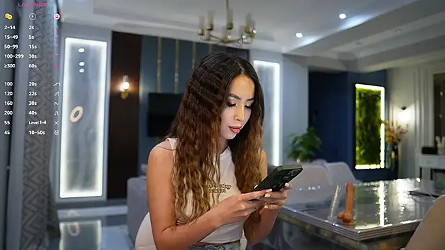 angel luisa online show from February 24, 2025, 2:15 pm