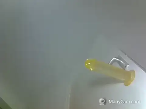 Snapshot of celibe_du_25 chatting on December 27, 2024, 4:10 pm celibe du 25 online show from December 27, 2024, 4:10 pm