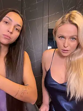 Snapshot of Keep_us_wild chatting on January 7, 2025, 3:57 am Keep us wild online show from January 7, 2025, 3:57 am