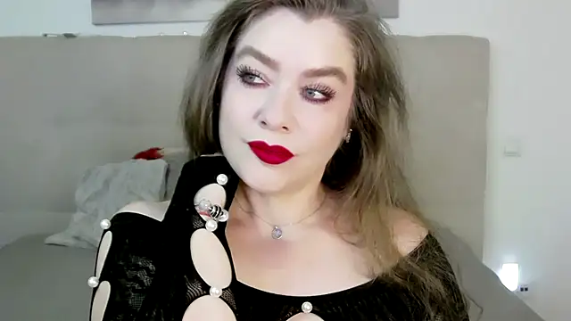 Snapshot of PetersEmily chatting on February 19, 2025, 2:01 pm PetersEmily online show from February 19, 2025, 2:01 pm