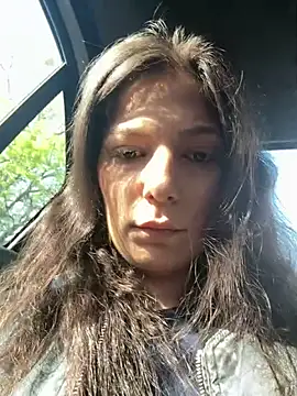 Snapshot of Anna_Lewis chatting on April 28, 2026, 6:40 am Anna Lewis online show from April 28, 2026, 6:40 am