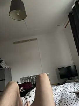 Snapshot of locallad88 chatting on December 20, 2024, 3:10 pm locallad88 online show from December 20, 2024, 3:10 pm