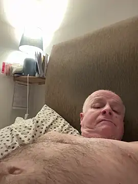 Snapshot of locallad88 chatting on January 26, 2025, 12:16 am locallad88 online show from January 26, 2025, 12:16 am