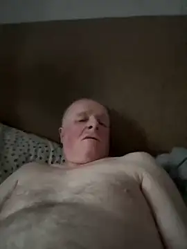 Snapshot of locallad88 chatting on January 28, 2025, 4:30 pm locallad88 online show from January 28, 2025, 4:30 pm