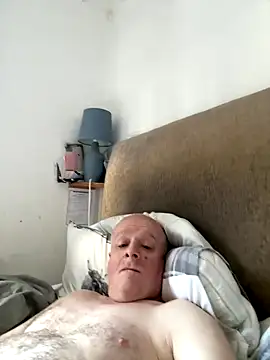 Snapshot of locallad88 chatting on October 24, 2025, 10:44 am locallad88 online show from October 24, 2025, 10:44 am