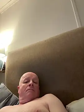 locallad88 online show from February 2, 2026, 8:18 pm