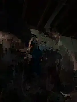 KcCumz19 online show from November 30, 2025, 2:43 pm