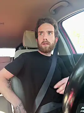 KcCumz19 online show from April 25, 2026, 2:58 pm