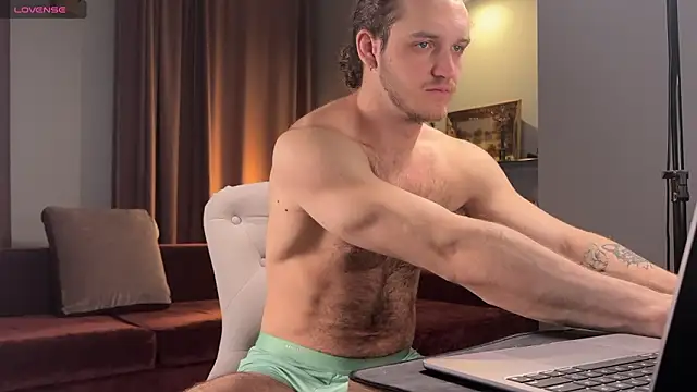 Louis Karlos online show from February 9, 2026, 4:27 am